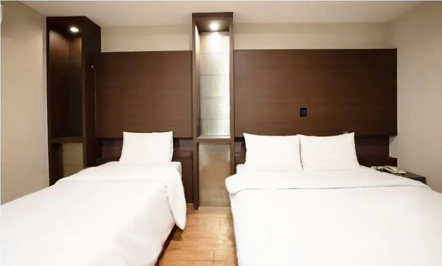 Incheon Airport Hotel June