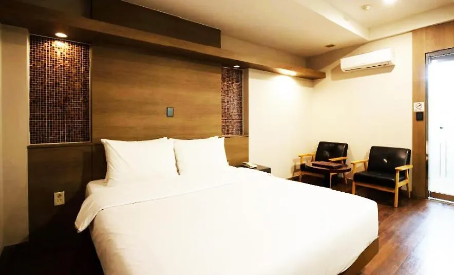 Hotel Airport June Incheon