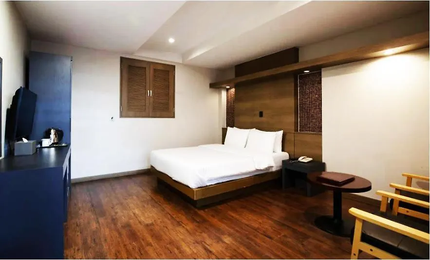 Hotel Airport June Incheon 2*,  South Korea