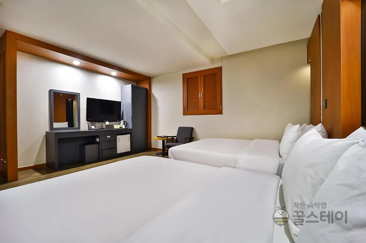 Hotel Airport June Incheon