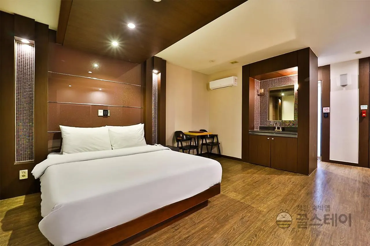 Hotel Airport June Incheon South Korea