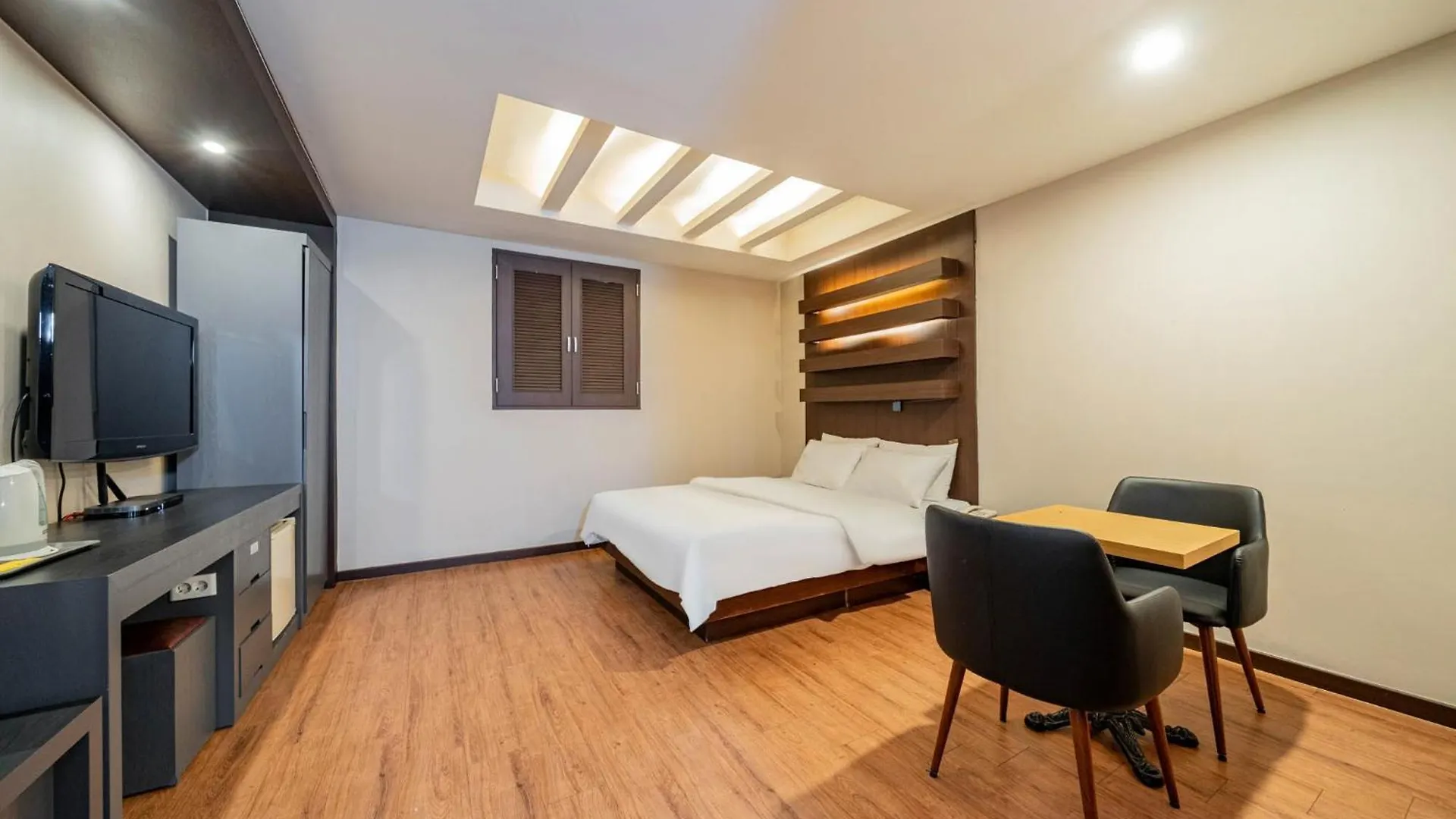 Incheon Airport Hotel June 2*,  South Korea