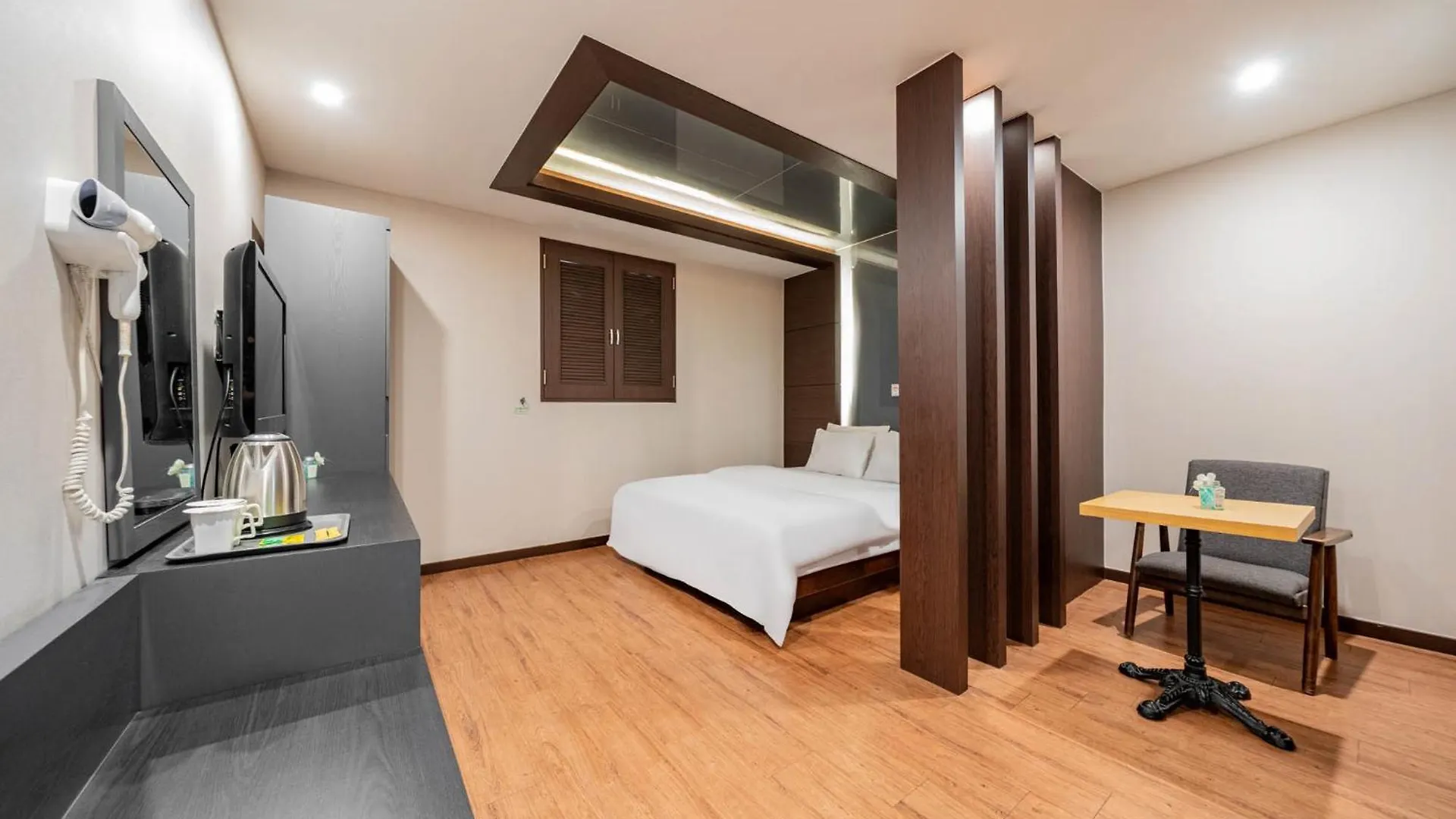 Incheon Airport Hotel June