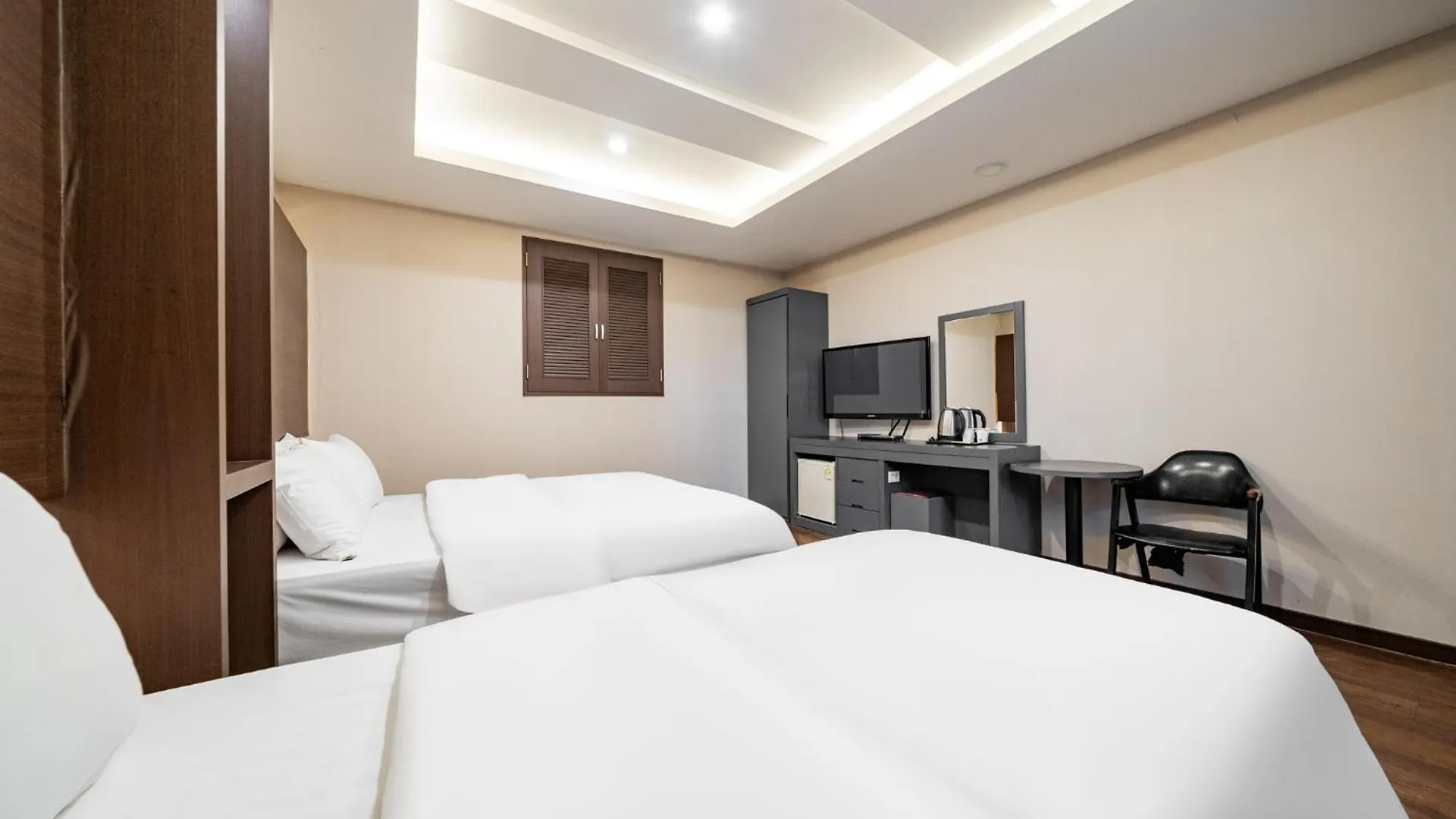 Incheon Airport Hotel June South Korea