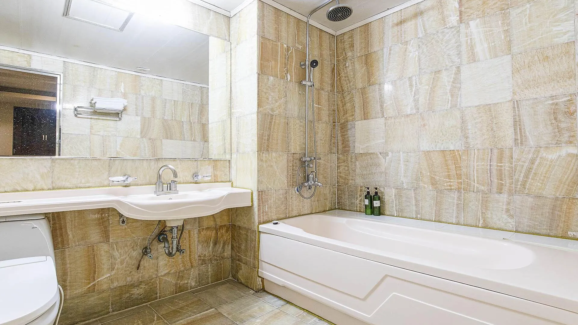 Incheon Airport Hotel June 2*,  대한민국