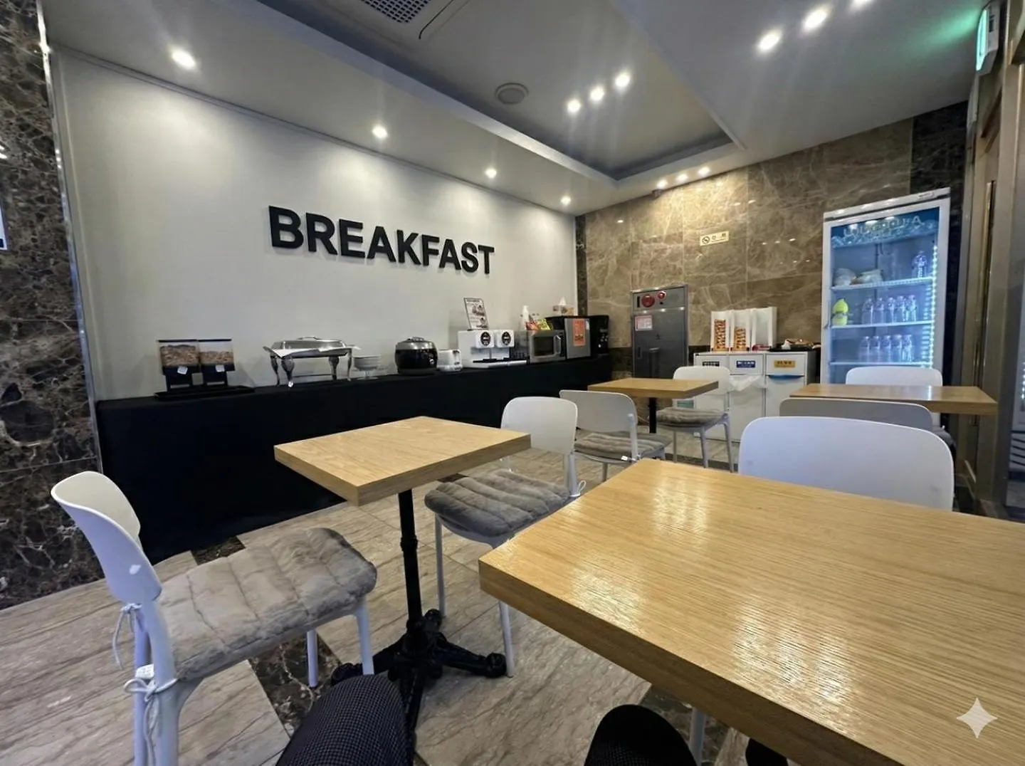 Incheon Airport Hotel June 2*,