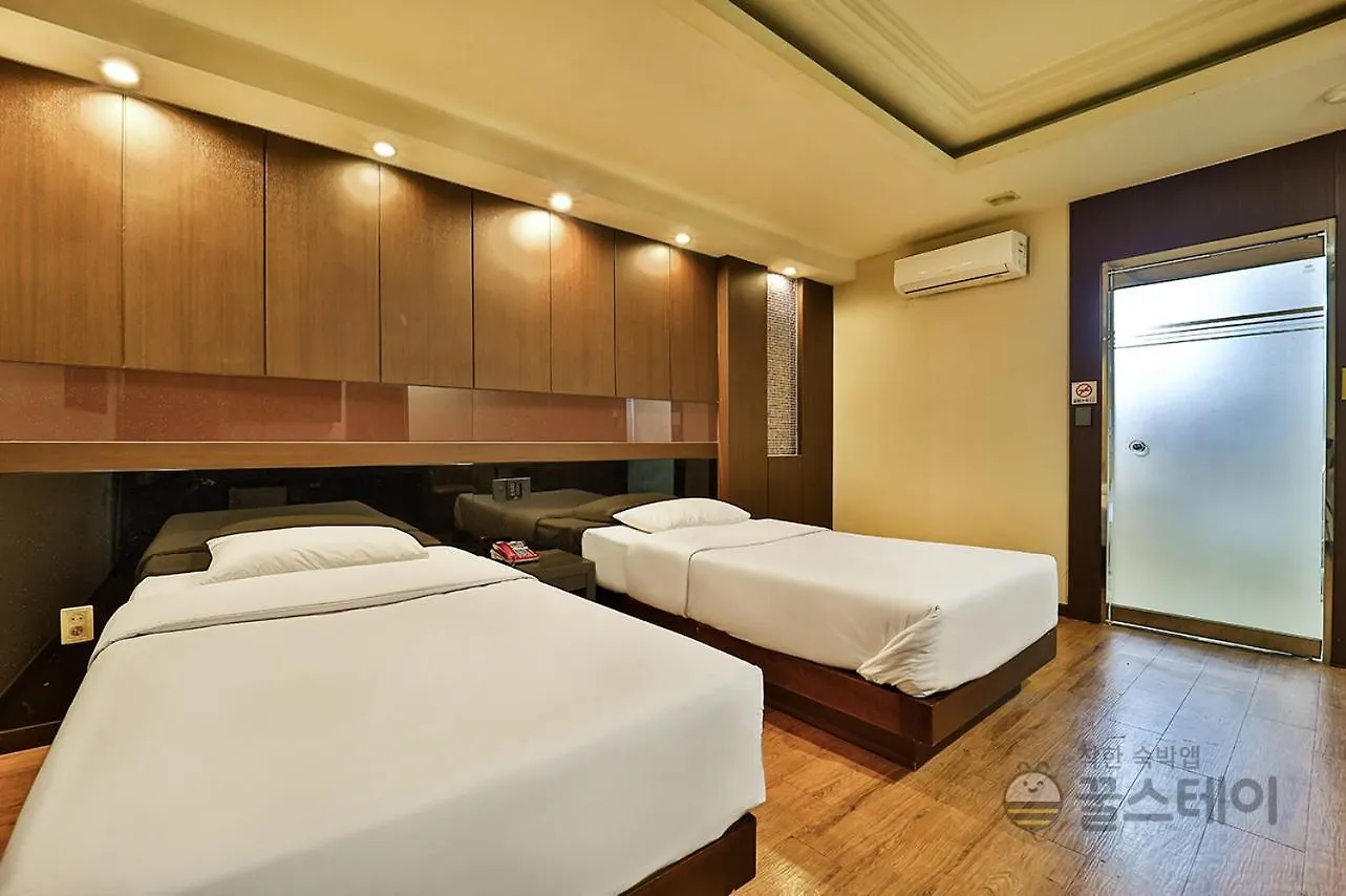 Hotel Airport June 인천