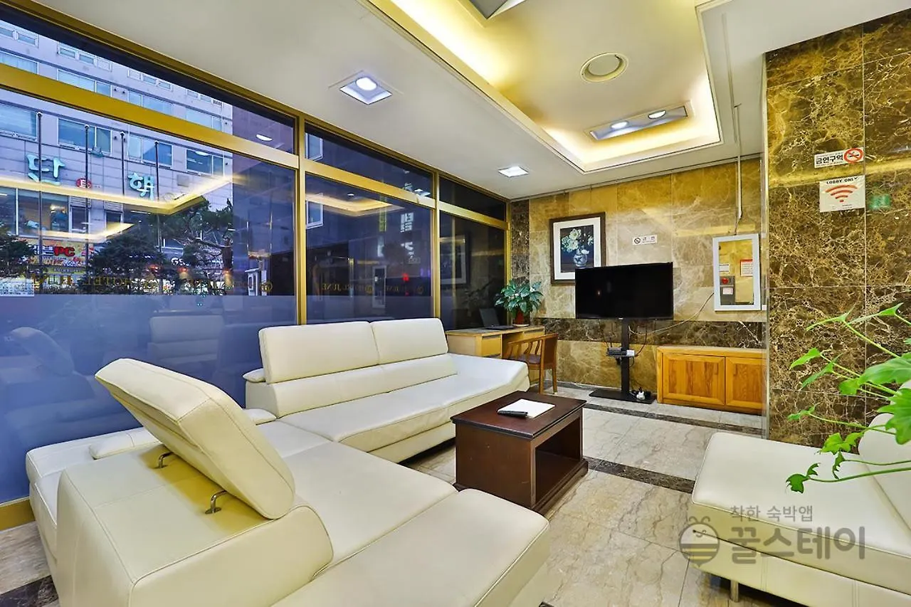 Hotel Airport June 인천